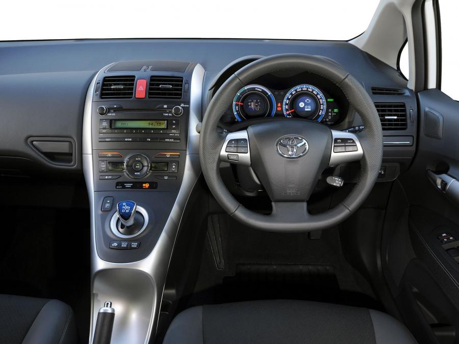  Toyota Auris HSD 2011 года  (ZA) (фото 16 из 17)
